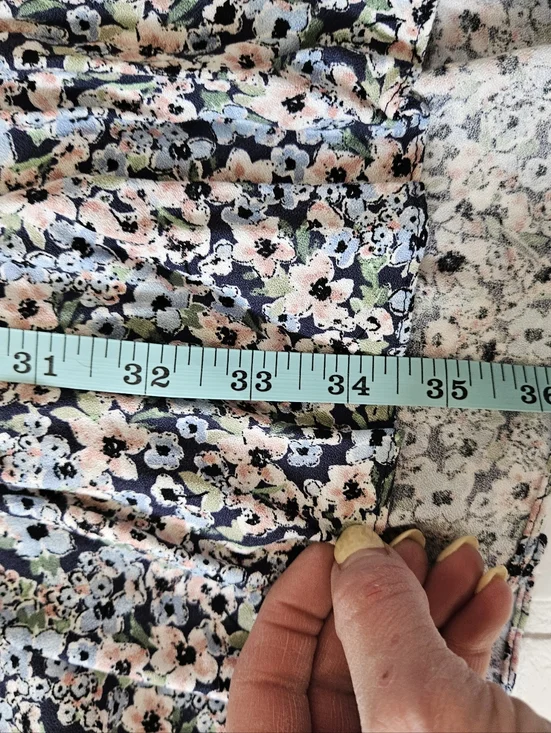 3/4 Sleeve Floral dress - Picture 10 of 12